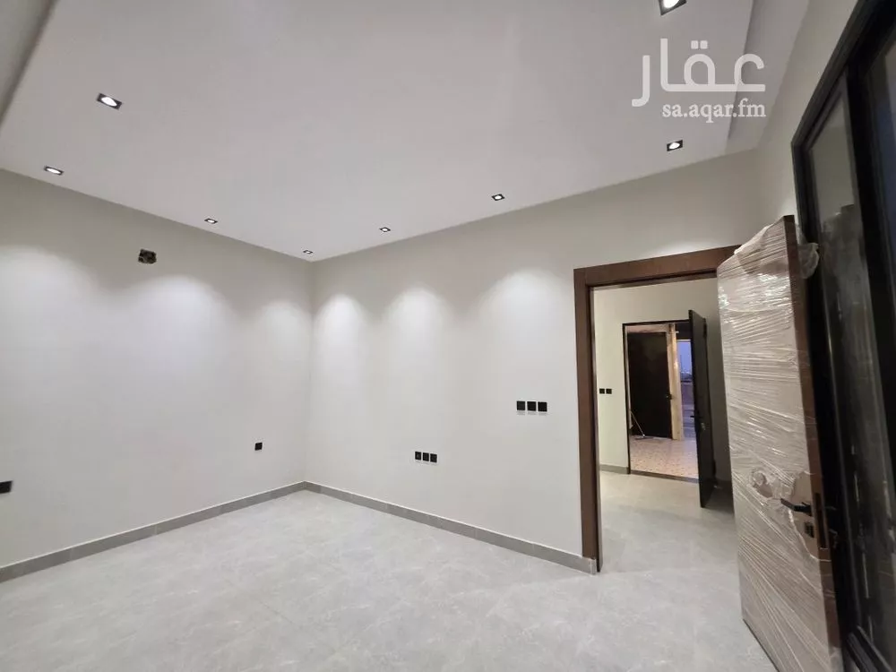 5 bedroom apartment in Ash Sharq 8