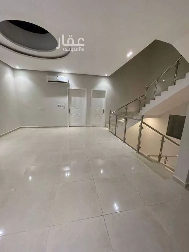 8 bedroom villa in Al Buhairah, Eastern Province 19