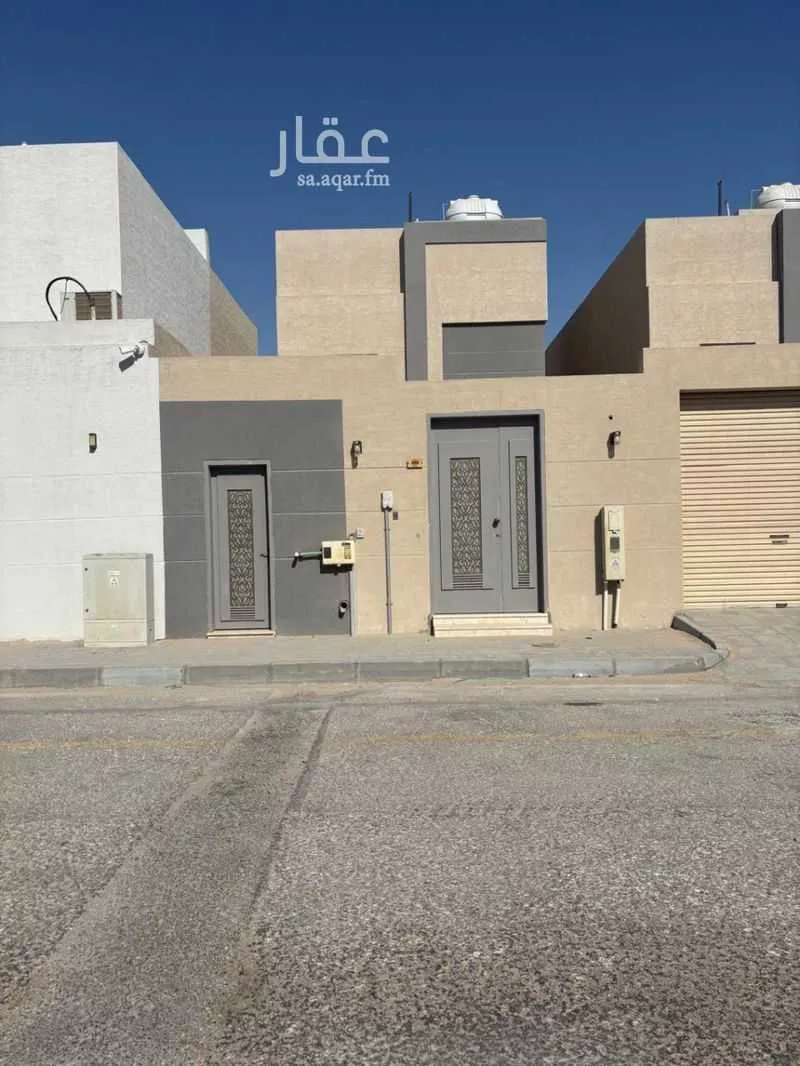 4 bedroom villa in Al Buhairah, Eastern Province 8