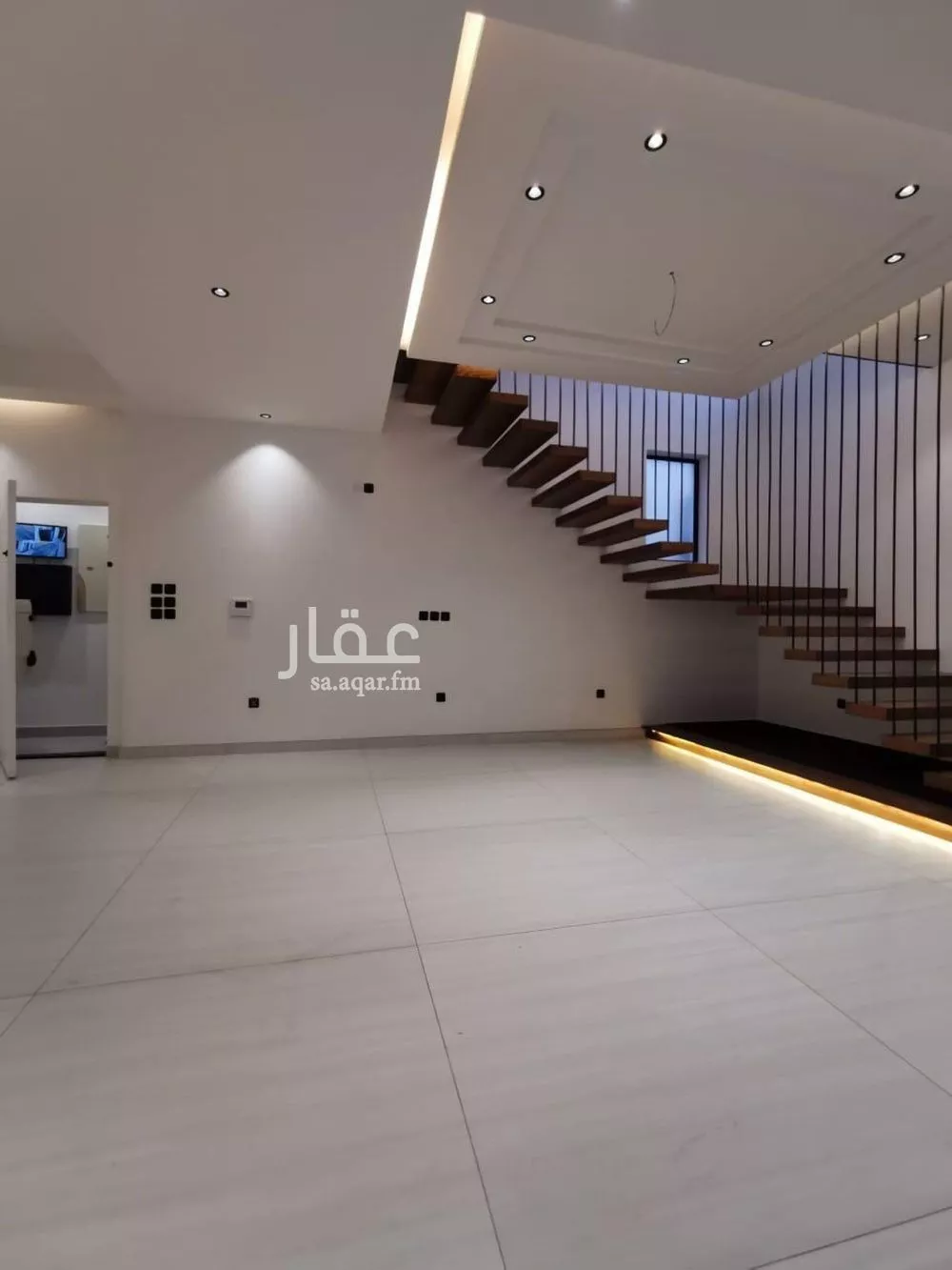 فيلا 5 غرف في البساتين 23