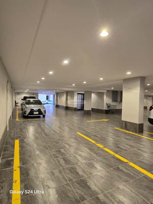 4 bedroom apartment in Al Nuzhah 5