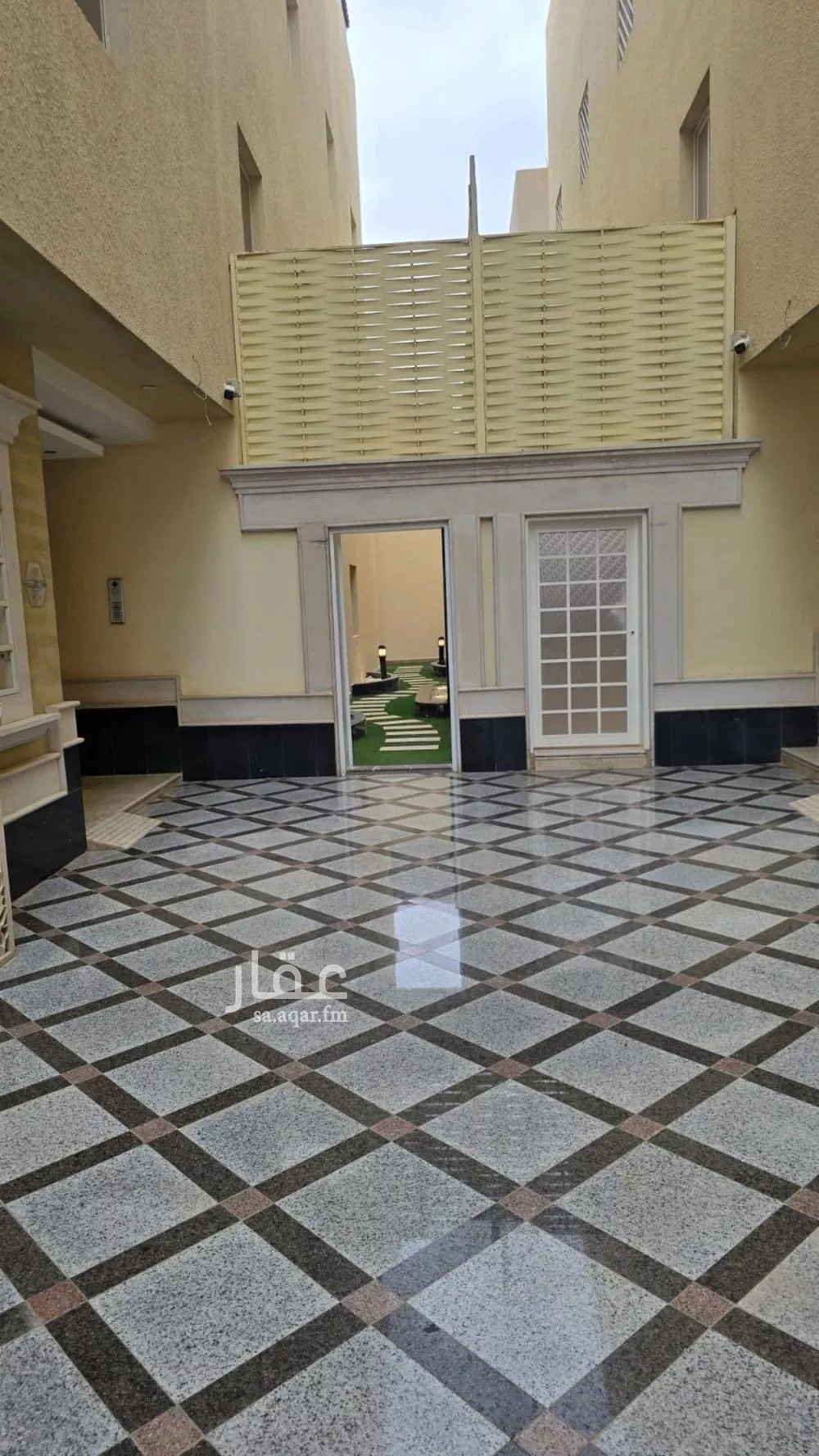 3 bedroom apartment in Al Yasmin 13