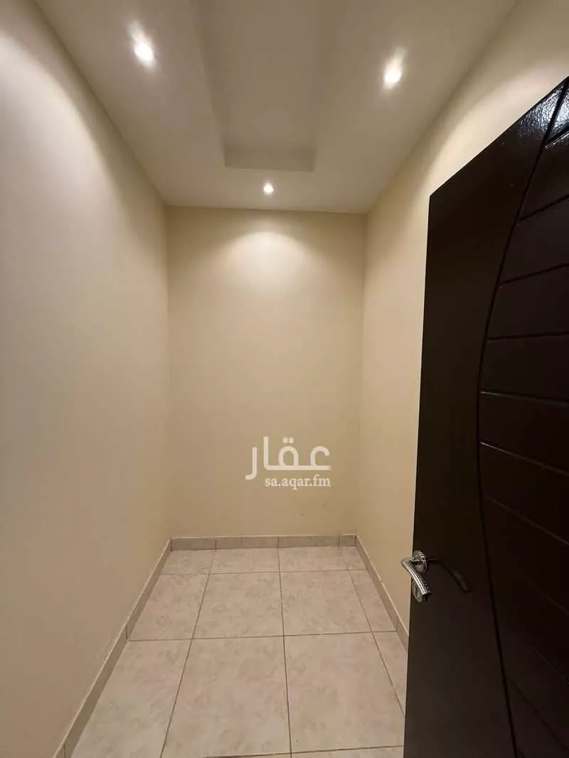 شقة 6 غرف في الندى 15