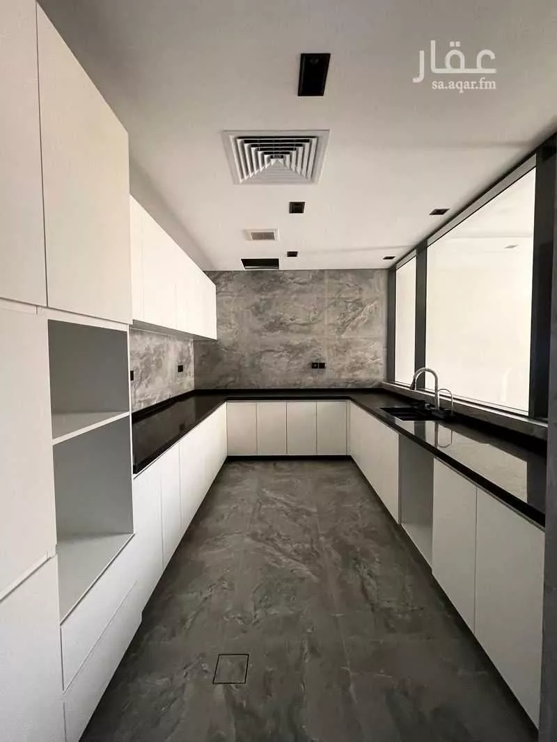 5 bedroom villa in Obhur Al Janoubiah 10