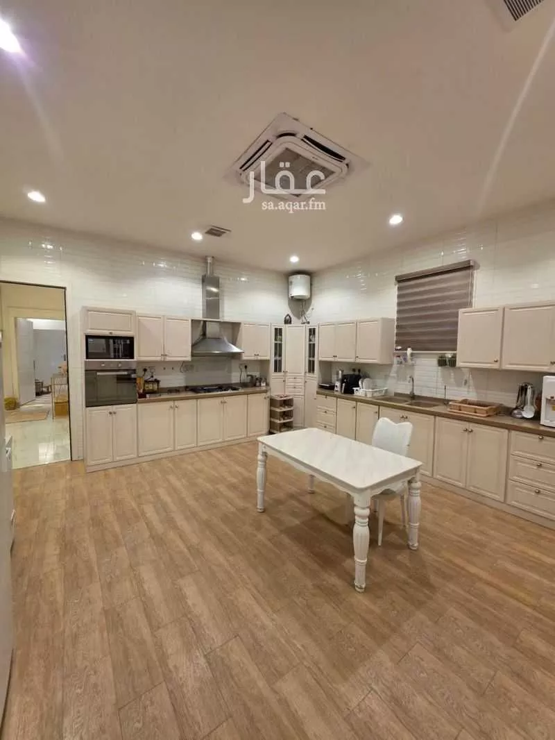 13 bedroom villa in Al Khaleej 12
