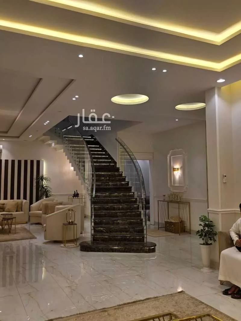 13 bedroom villa in Al Khaleej 3