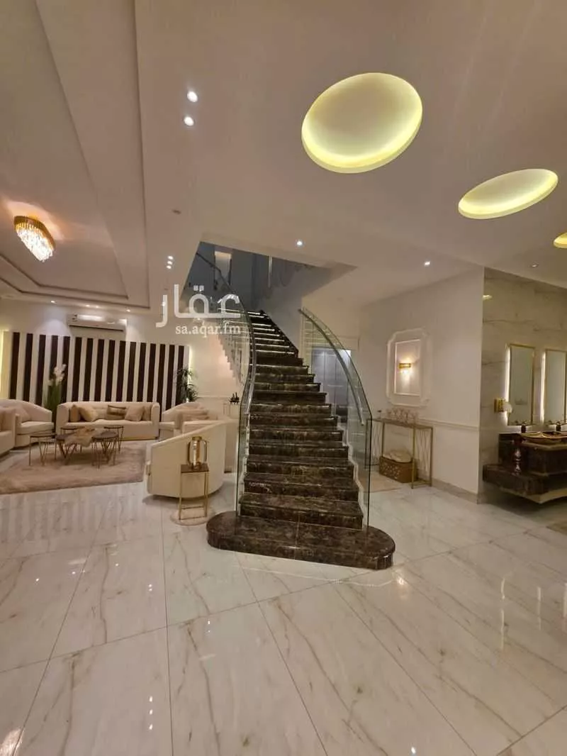 13 bedroom villa in Al Khaleej 8