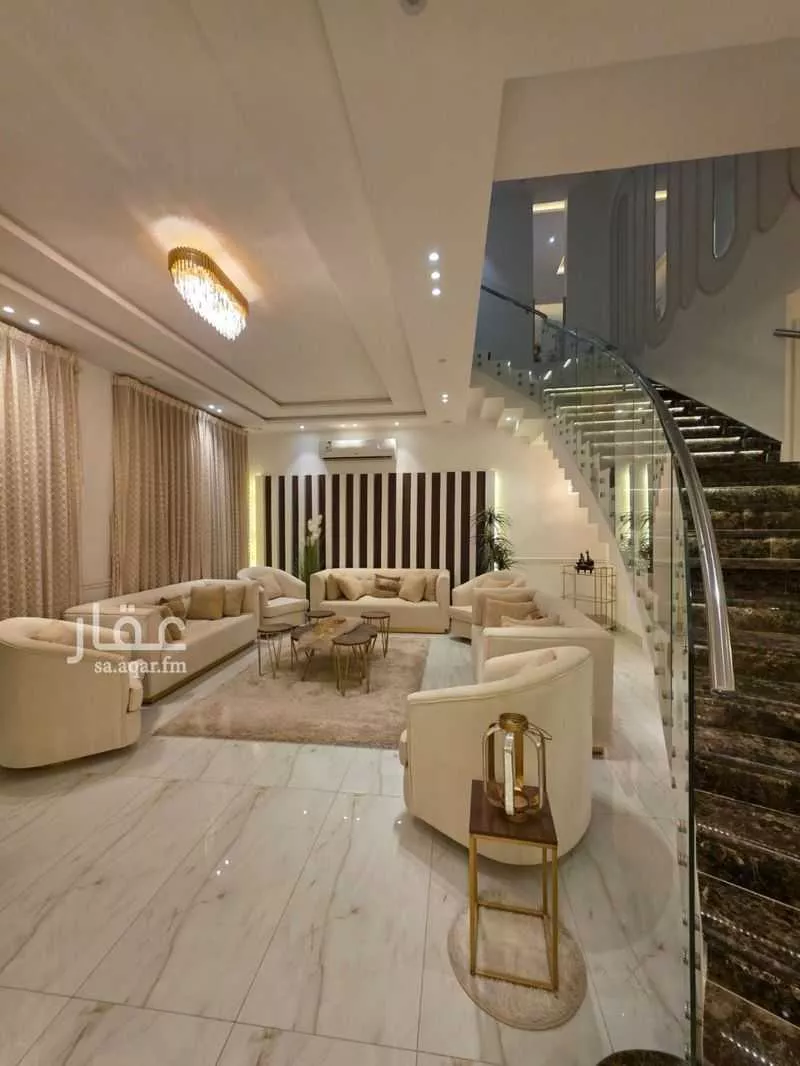 13 bedroom villa in Al Khaleej 9