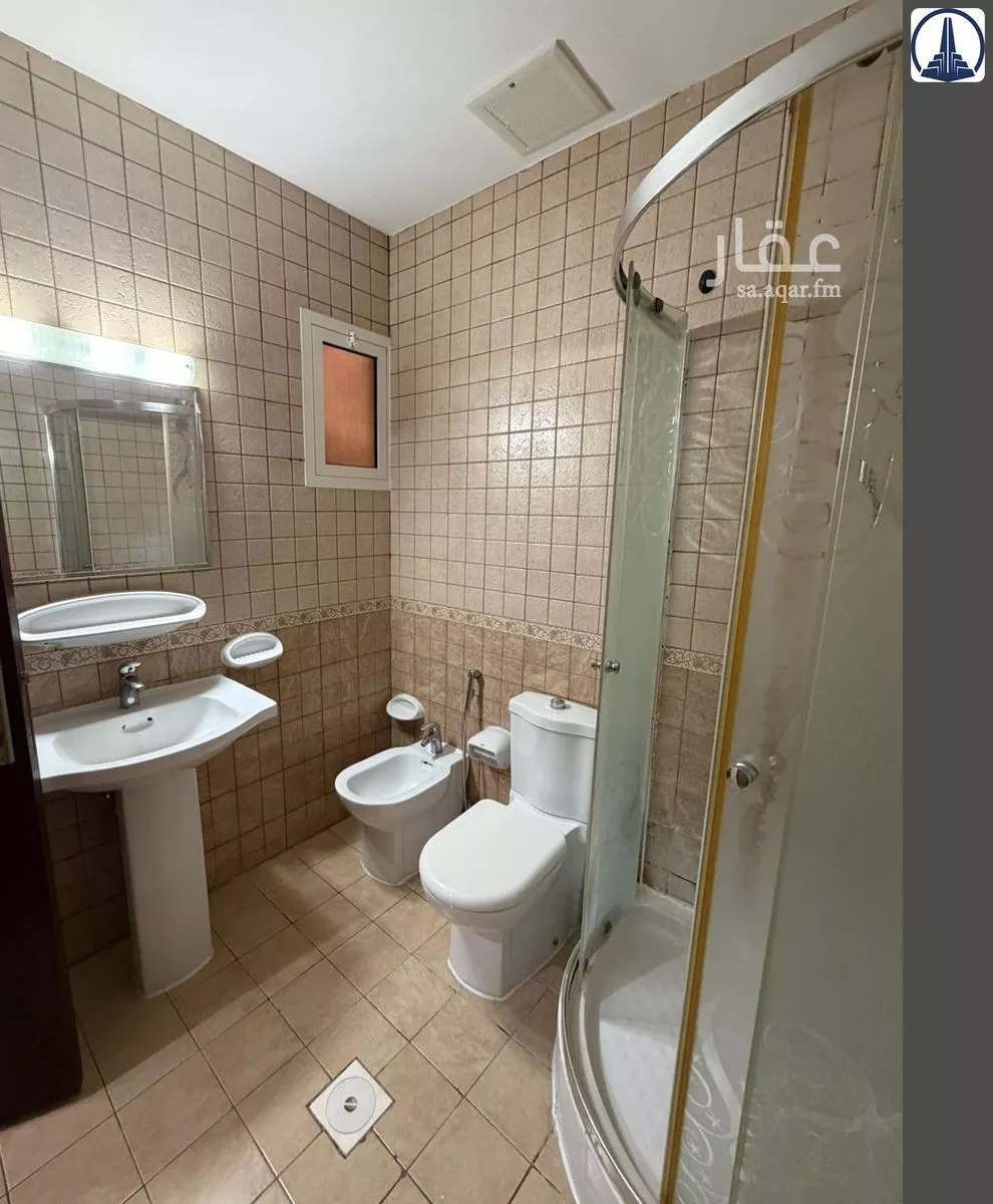3 bedroom apartment in Al Sharafiyah 6