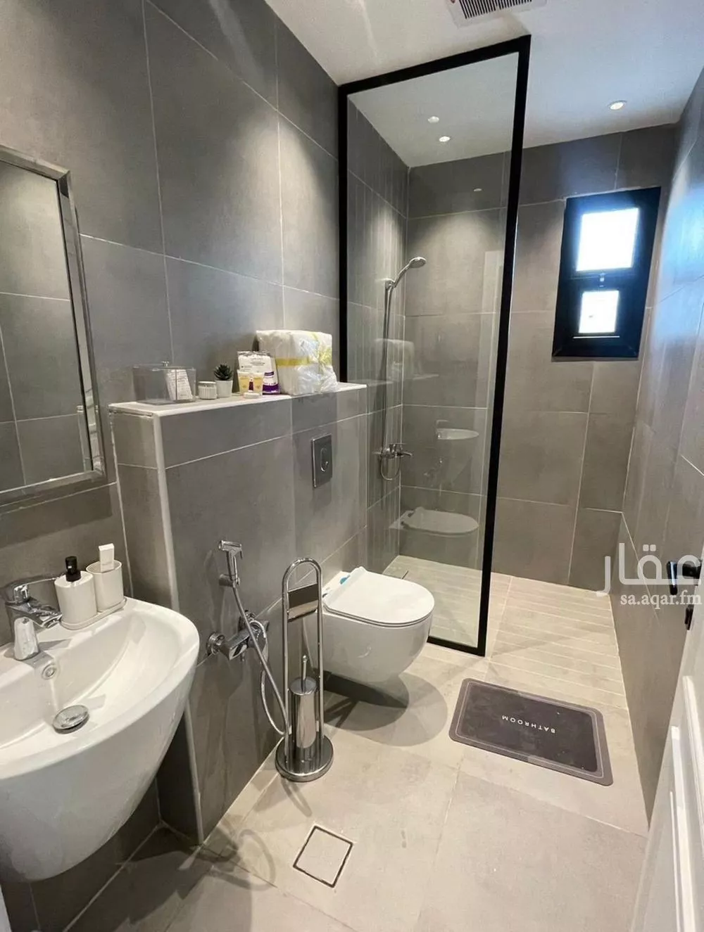 3 bedroom apartment in Al Malqa 16