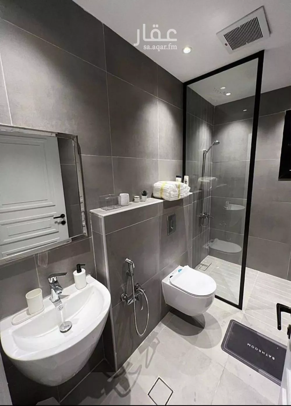 3 bedroom apartment in Al Malqa 4