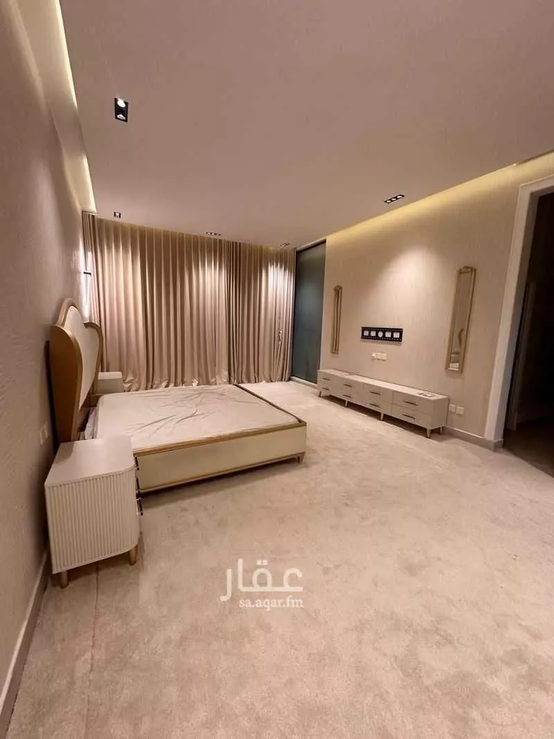 5 bedroom villa in Al Uraija Al Gharbiyah 12