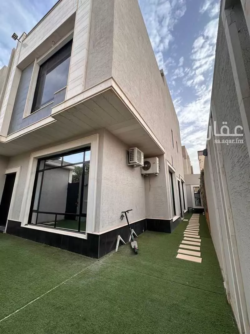 5 bedroom villa in Al Uraija Al Gharbiyah 4