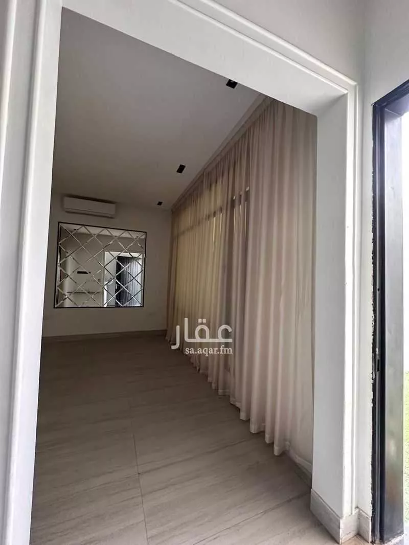 5 bedroom villa in Al Uraija Al Gharbiyah 6