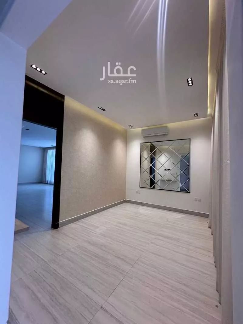 5 bedroom villa in Al Uraija Al Gharbiyah 7