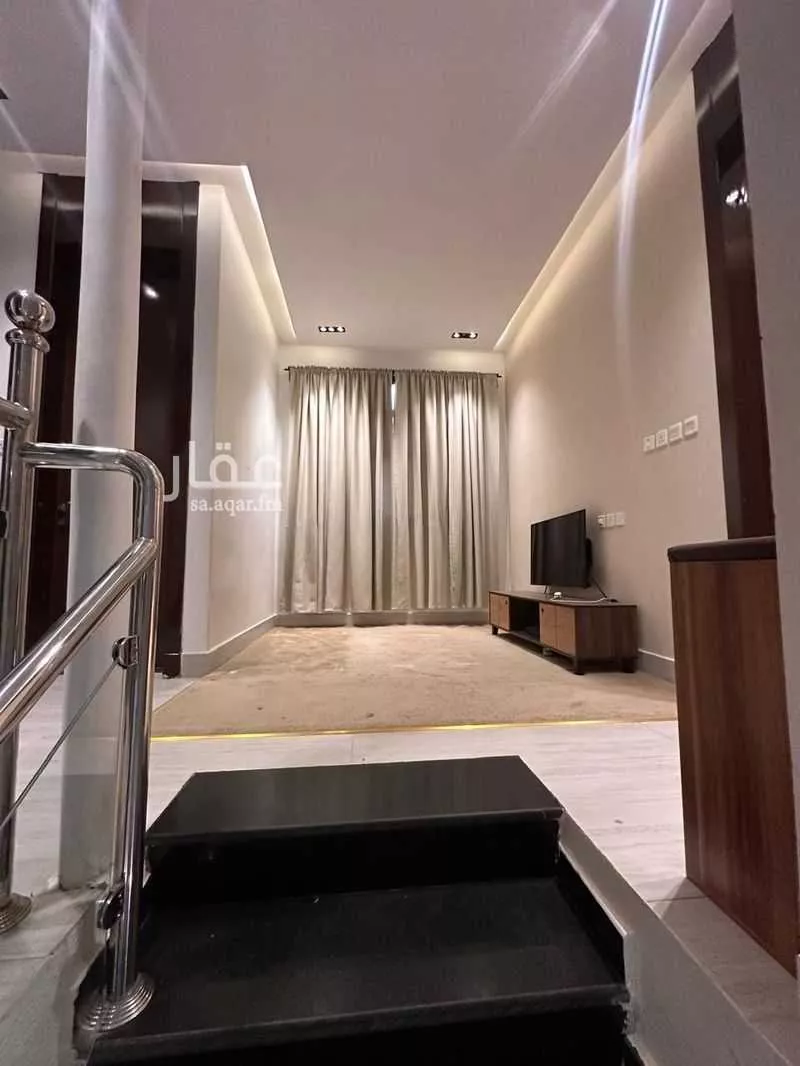 5 bedroom villa in Al Uraija Al Gharbiyah 9