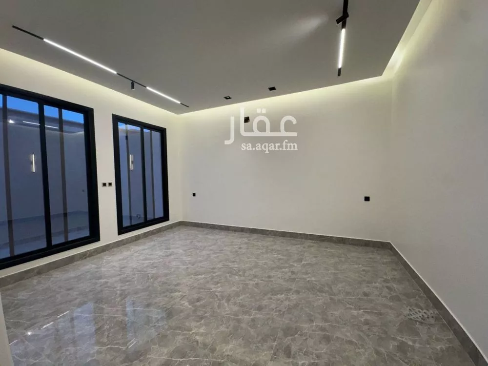 4 bedroom floor in Al Rimal 19