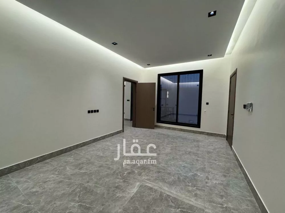 4 bedroom floor in Al Rimal 4