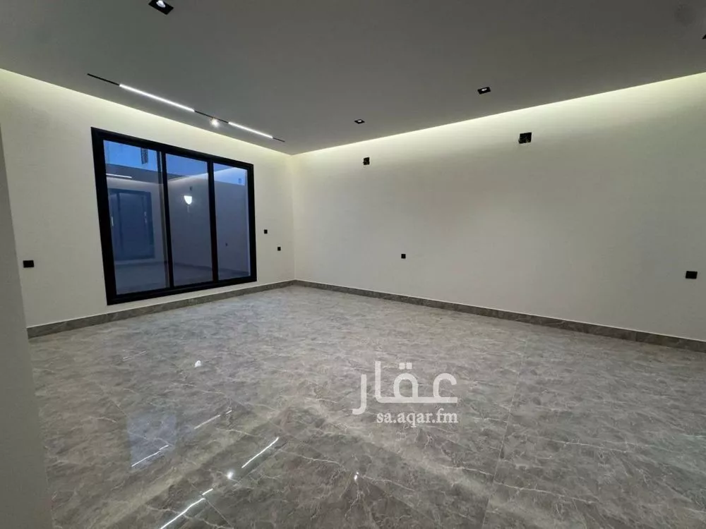 4 bedroom floor in Al Rimal 5