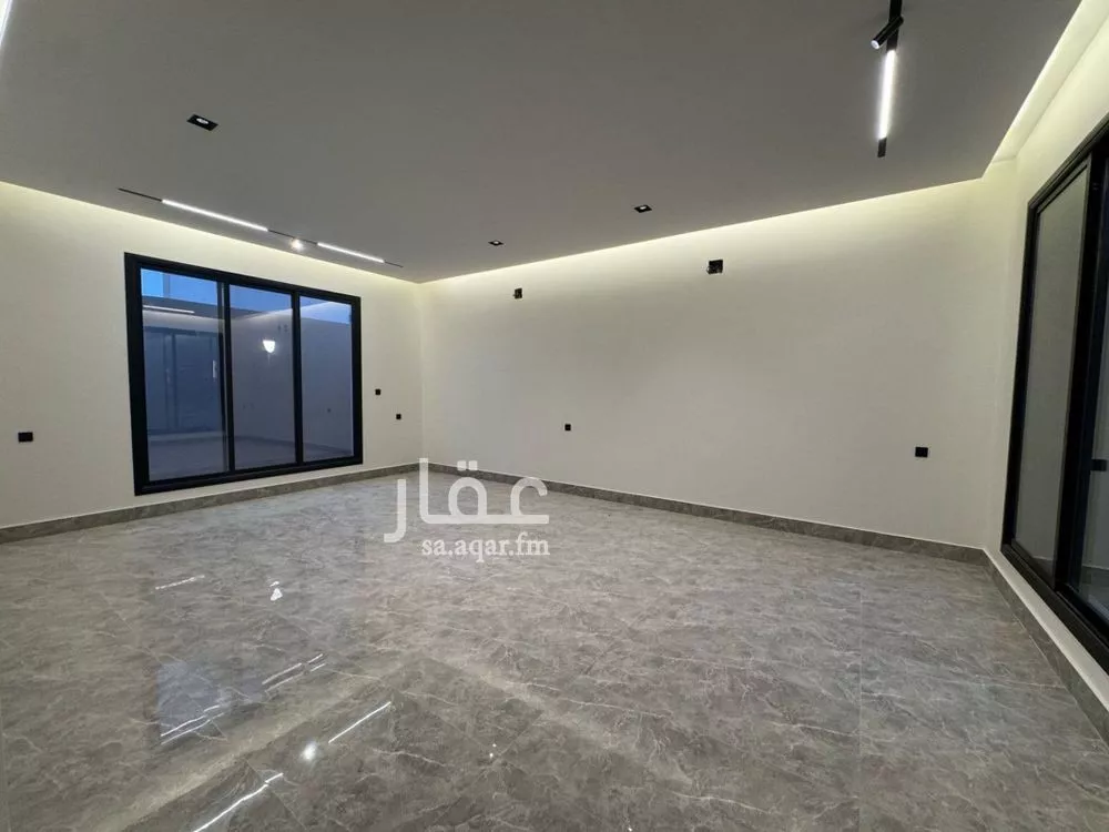 4 bedroom floor in Al Rimal 8