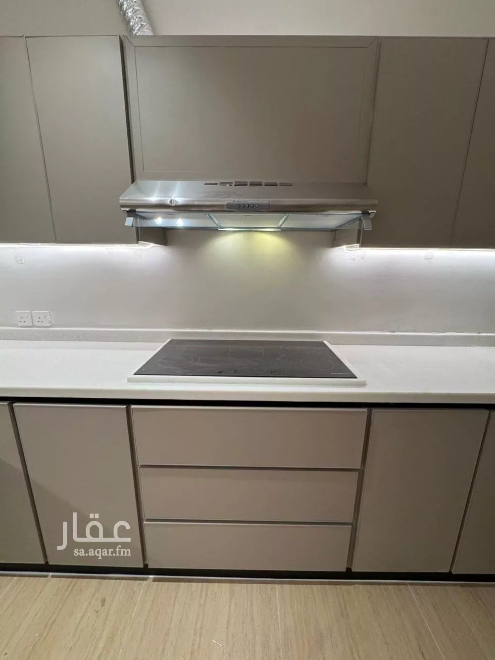 شقة 3 غرف في الحمرا 21