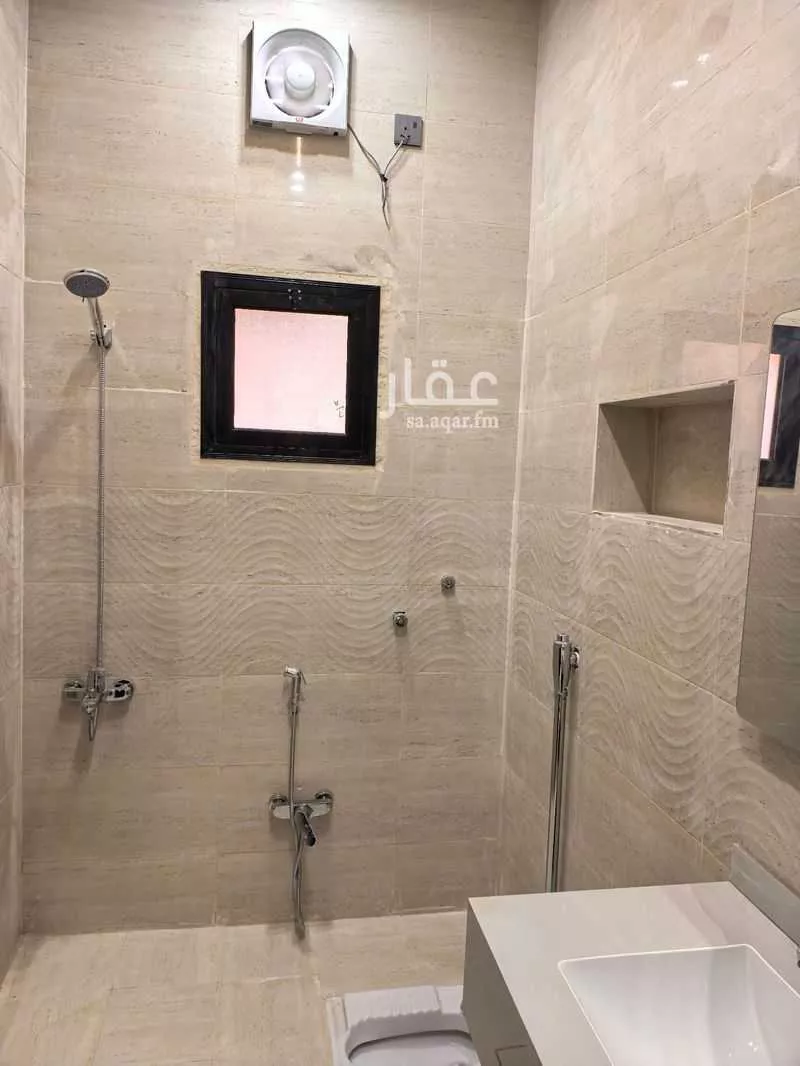 6 bedroom floor in Al Matar 12