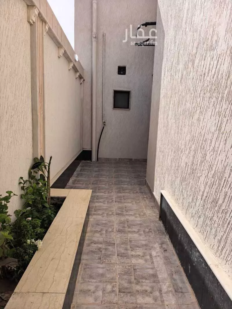 6 bedroom floor in Al Matar 22