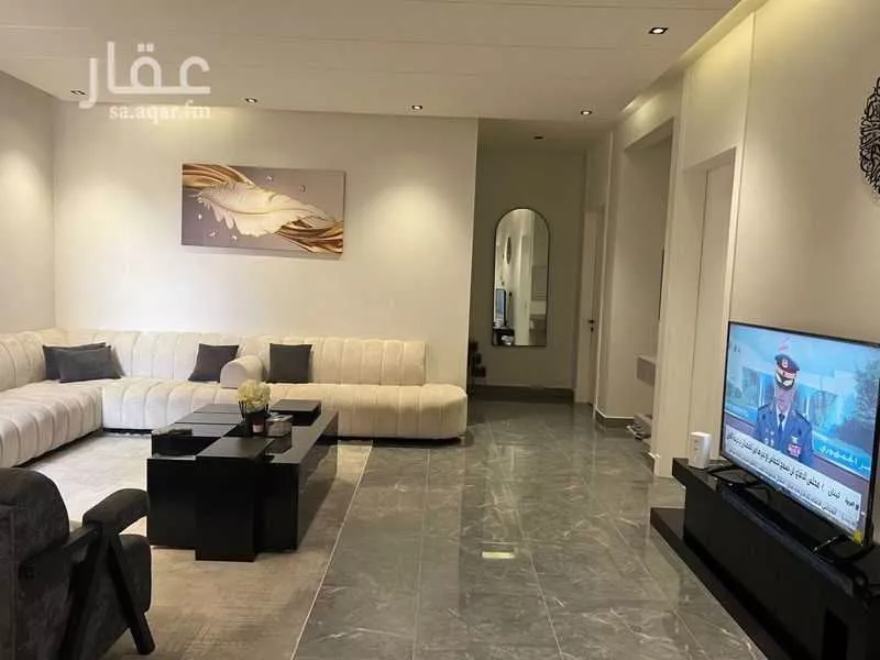 5 bedroom floor in Tuwaiq 9