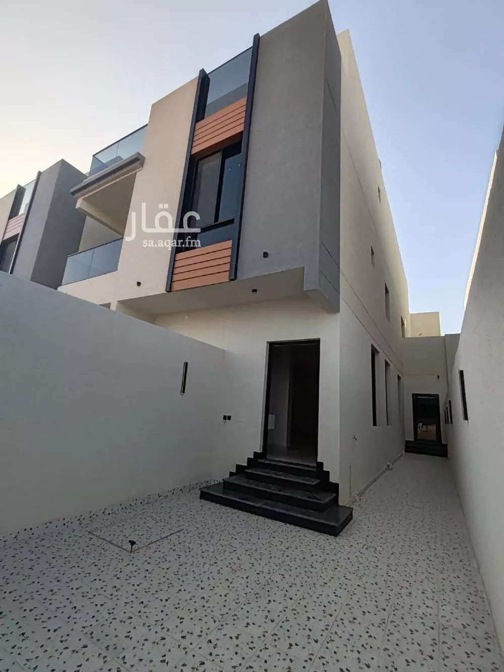 3 bedroom floor in Ash Sharq 18