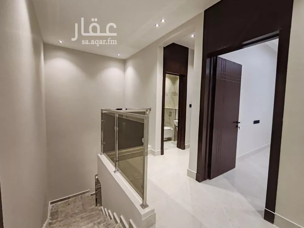دور 4 غرف في الشرق 9
