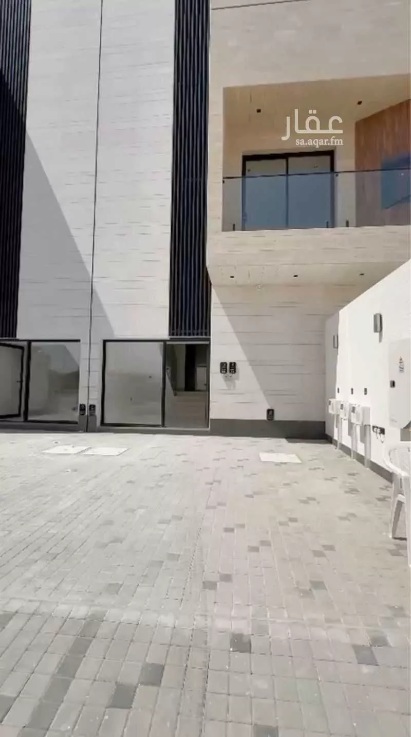 3 bedroom floor in Al Qairawan 3