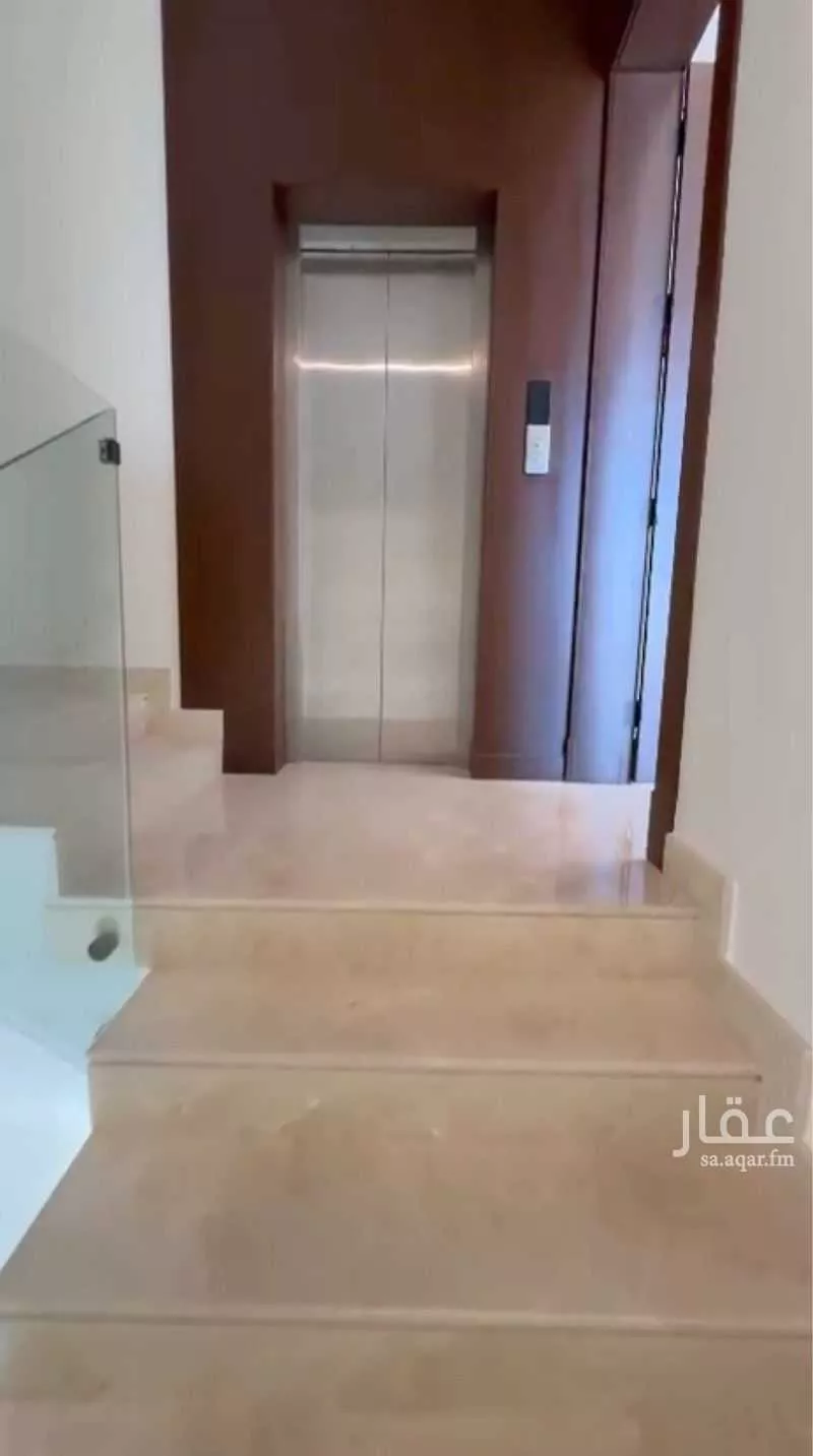 3 bedroom floor in Al Qairawan 4