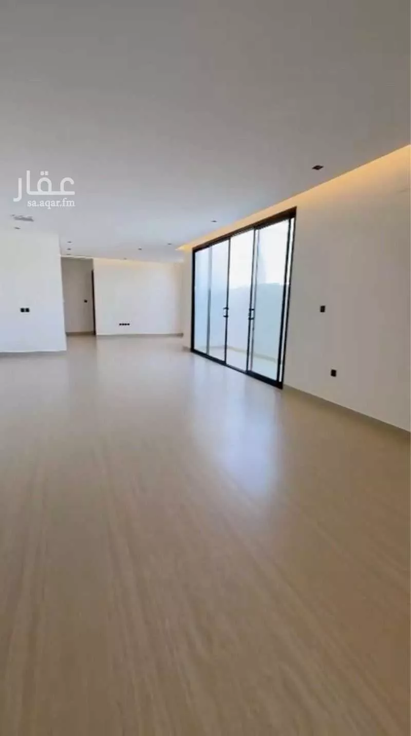 3 bedroom floor in Al Qairawan 8