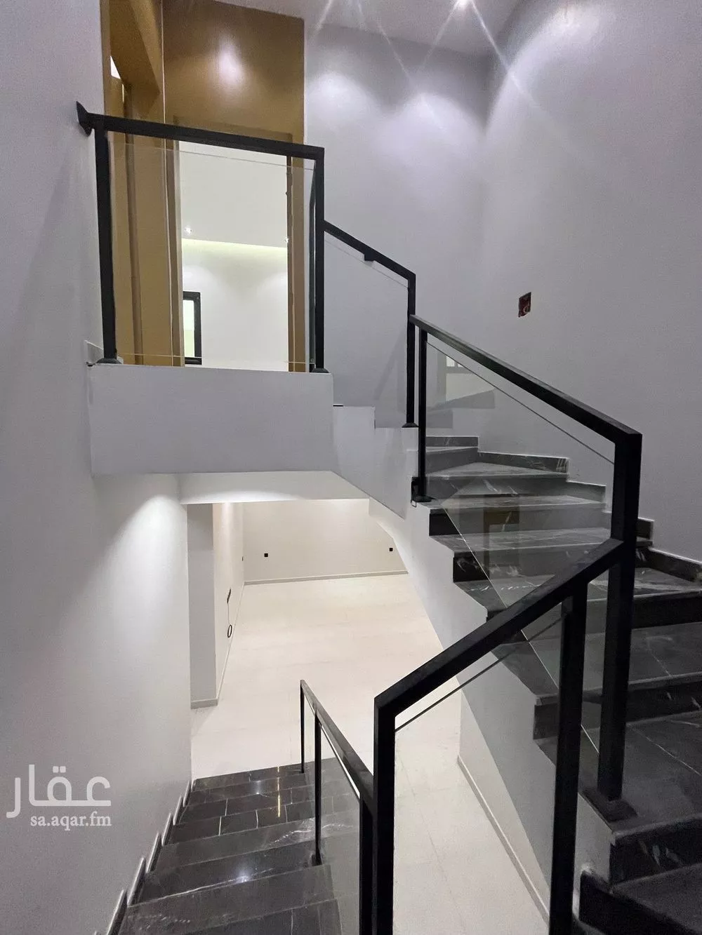 دور 3 غرف في الجنادرية 17