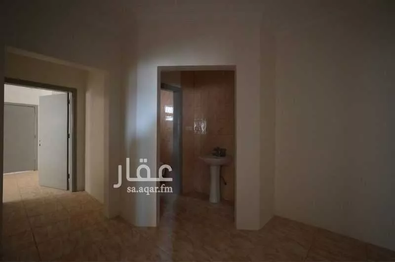 1475 sqm office in Al Hamra 3