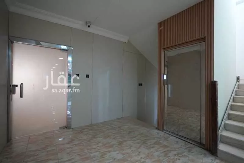 1475 sqm office in Al Hamra 4