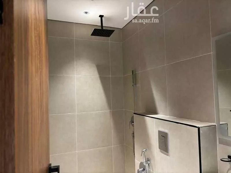 138 sqm building in As Suwaidi 14