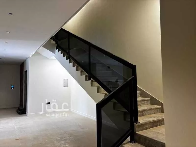 138 sqm building in As Suwaidi 4