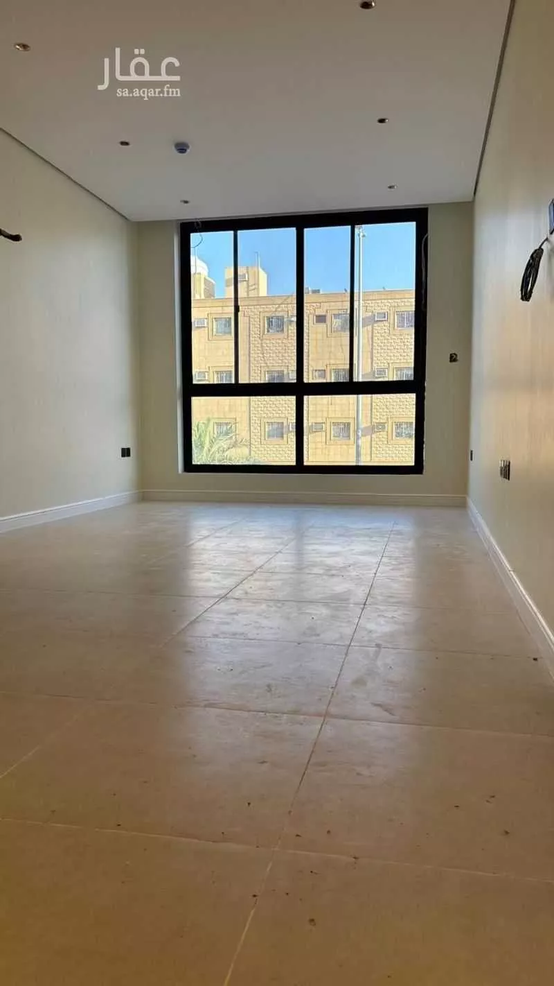 138 sqm building in As Suwaidi 8