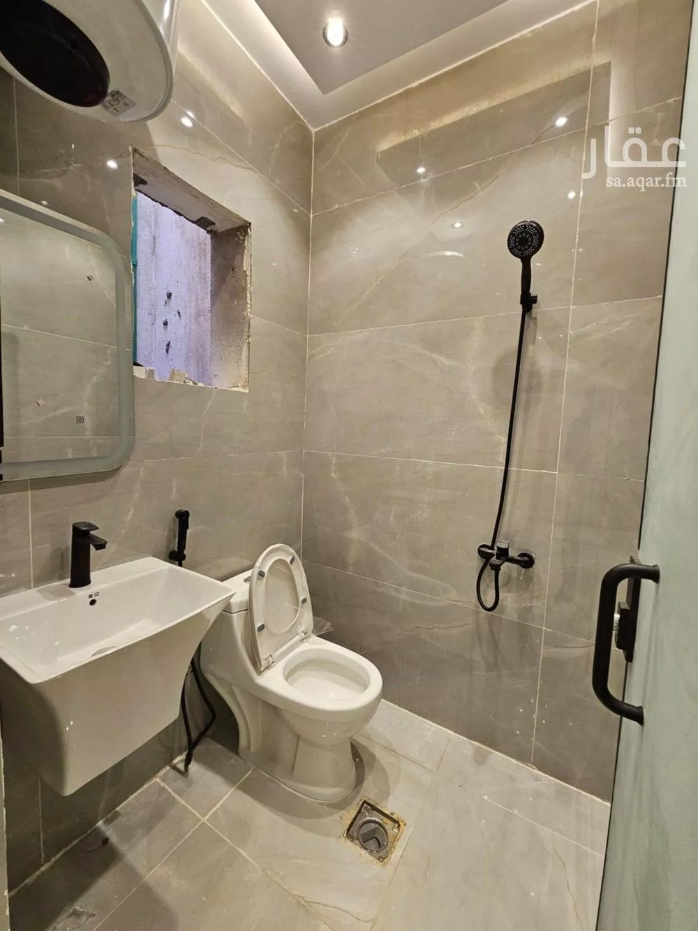 1 bedroom apartment in Al Yarmouk 16