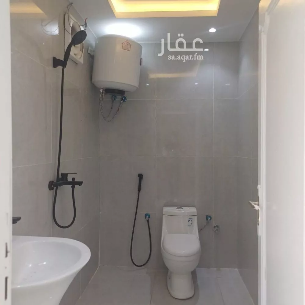 1 bedroom apartment in Al Yarmouk 9