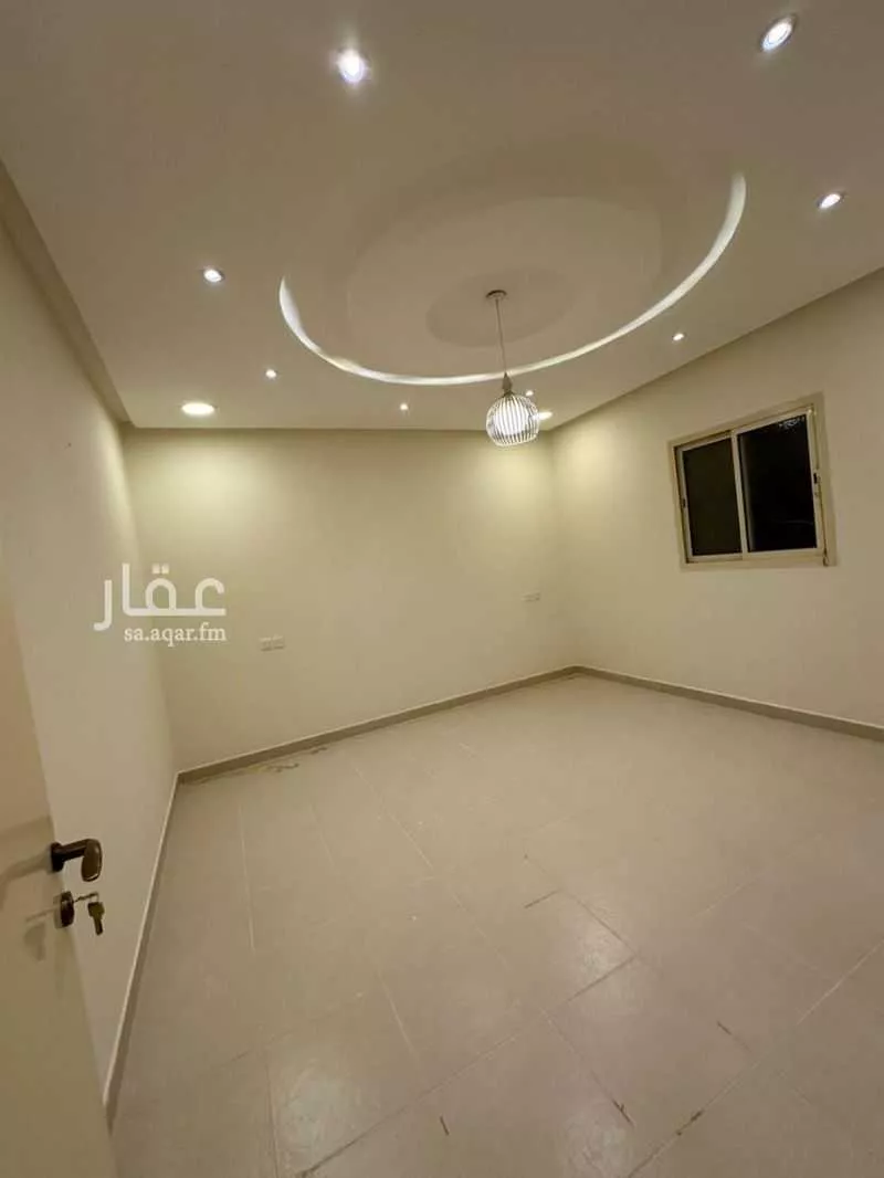 4 bedroom floor in Tuwaiq 2