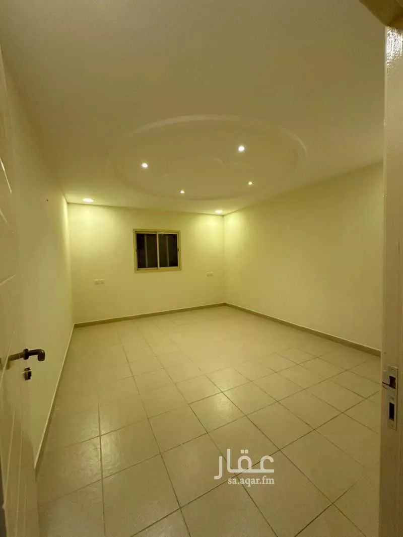 4 bedroom floor in Tuwaiq 3