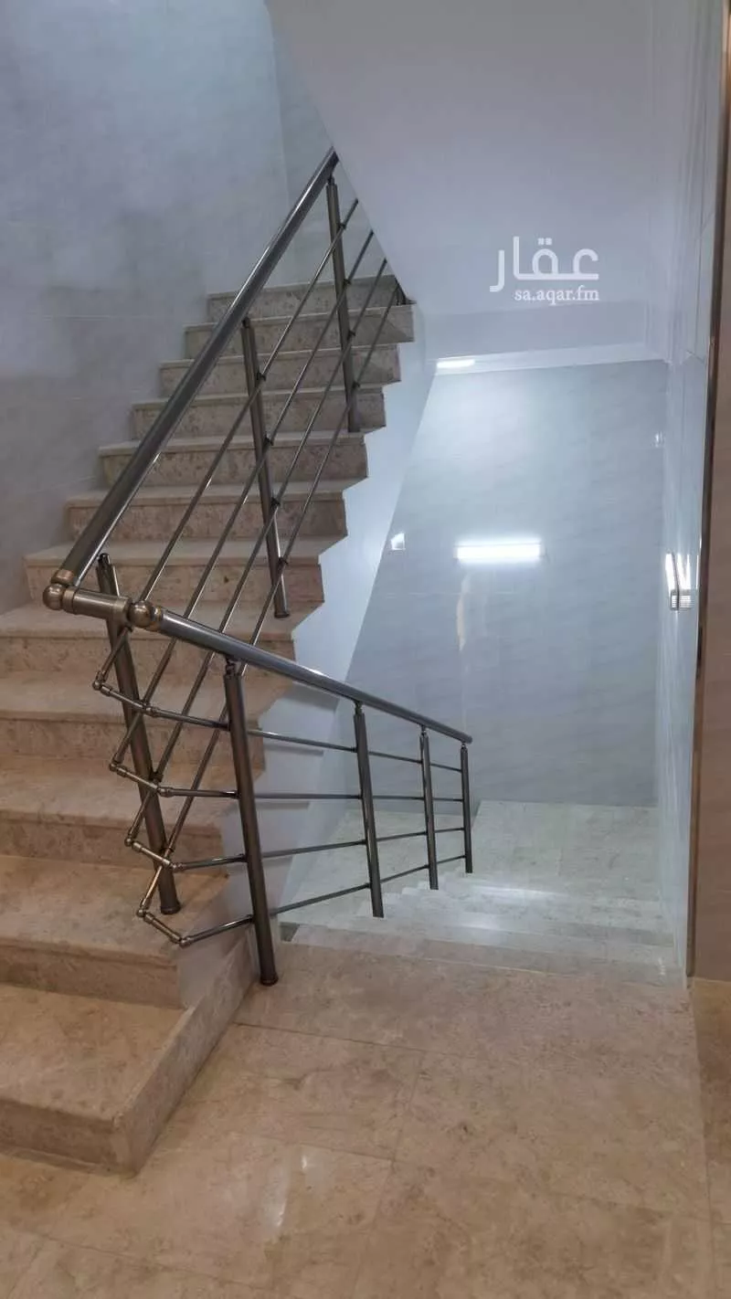 5 bedroom floor in Al Yaqout 17