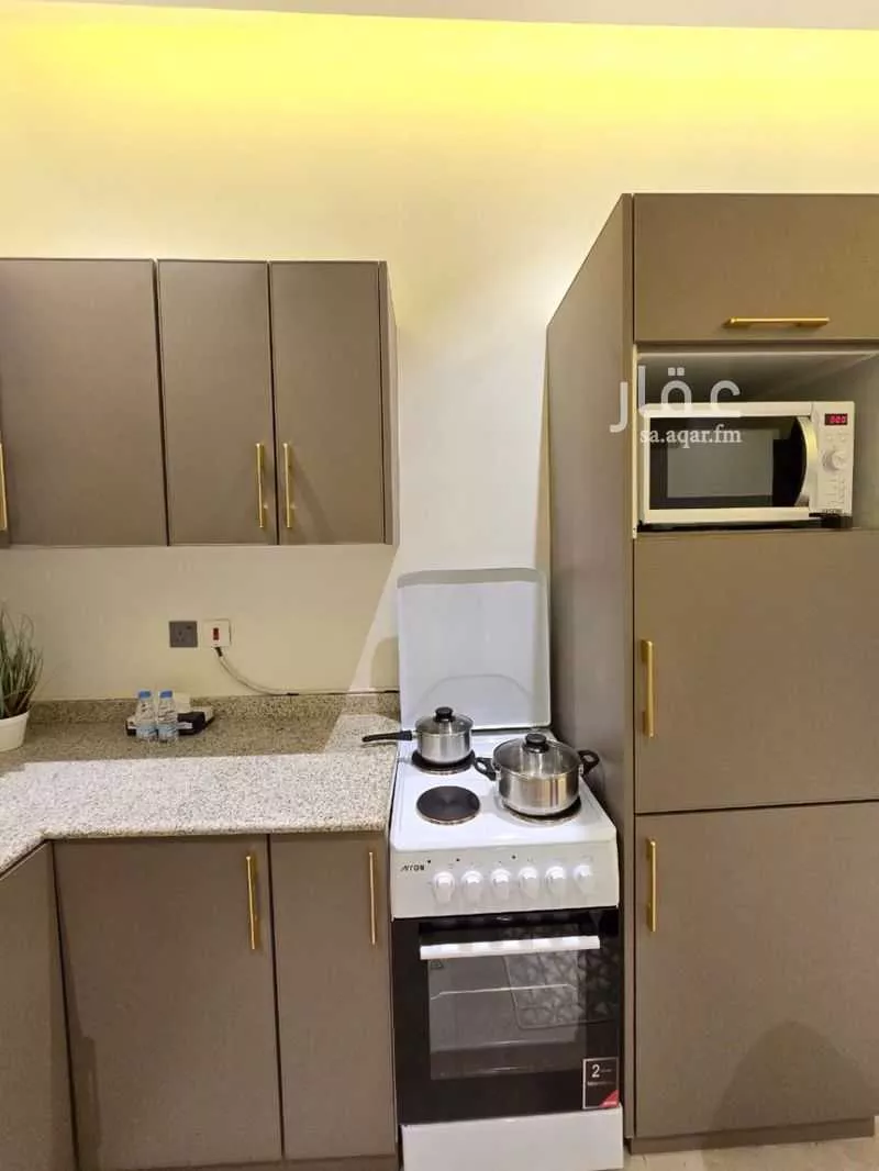 3 bedroom apartment in Al Yasmin 10