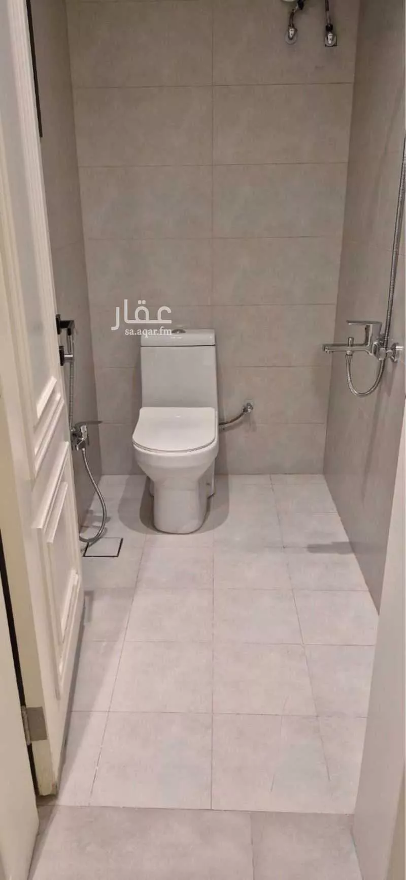 شقة 2 غرف في العقيق 5
