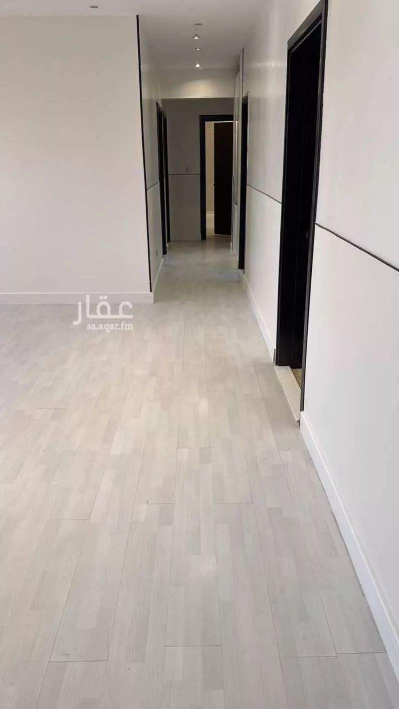 شقة 4 غرف في قرطبة 8