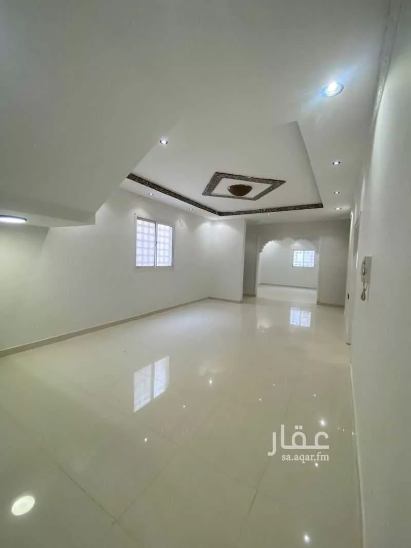 فيلا 8 غرف في الرمال 12