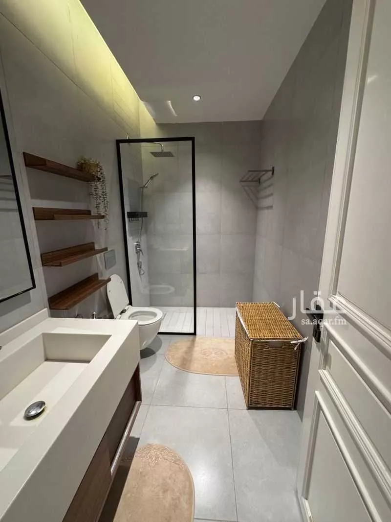 3 bedroom apartment in Al Malqa 2