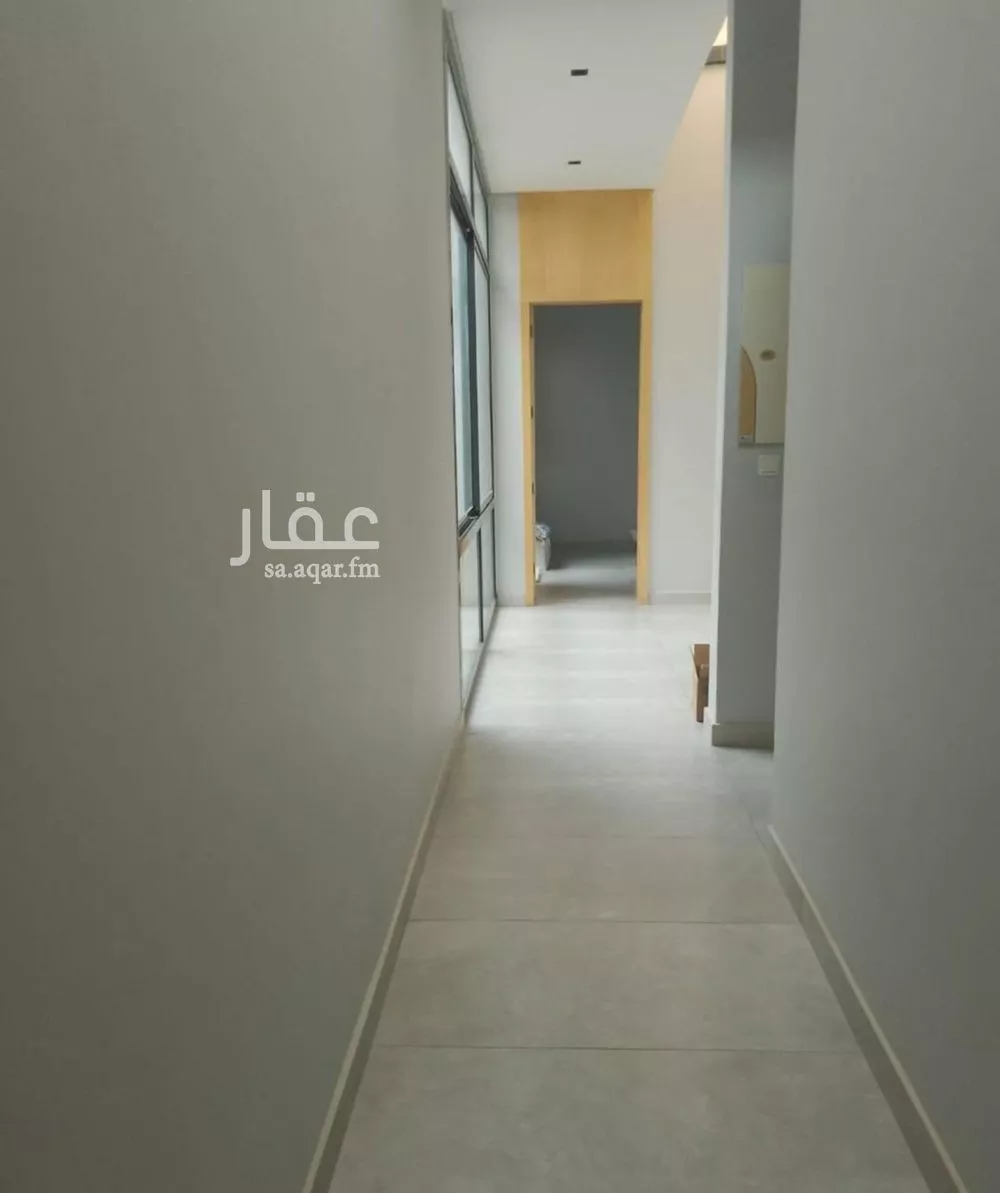 فيلا 10 غرف في العارض 8